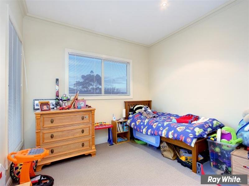 13 Cook Street, Mornington VIC 3931