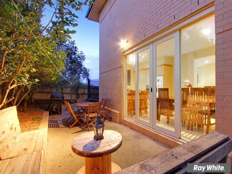 13 Cook Street, Mornington VIC 3931