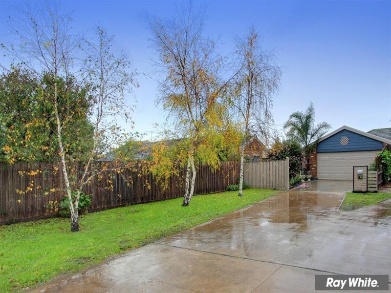 9 Erica Court, Mount Martha VIC 3934