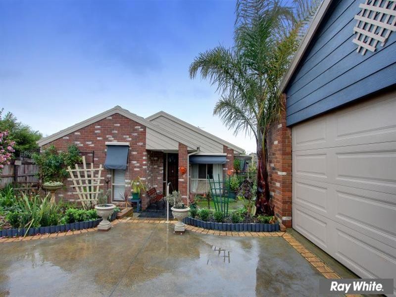 9 Erica Court, Mount Martha VIC 3934