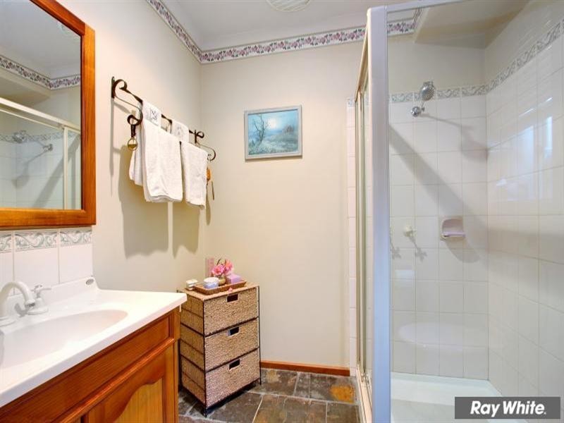 9 Erica Court, Mount Martha VIC 3934