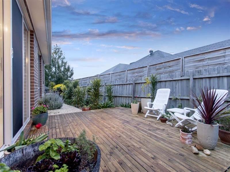 2/61 Mitchell Street, Mornington VIC 3931