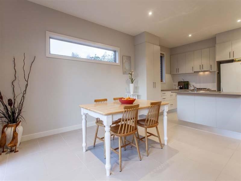 2/61 Mitchell Street, Mornington VIC 3931