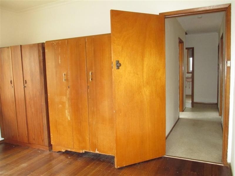 33 Strachans Road, Mornington VIC 3931