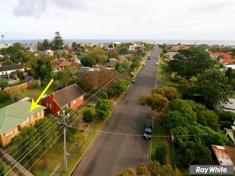 33 Strachans Road, Mornington VIC 3931