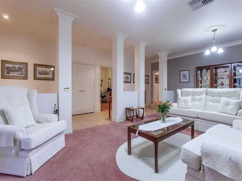 79 Summerfield Drive, Mornington VIC 3931