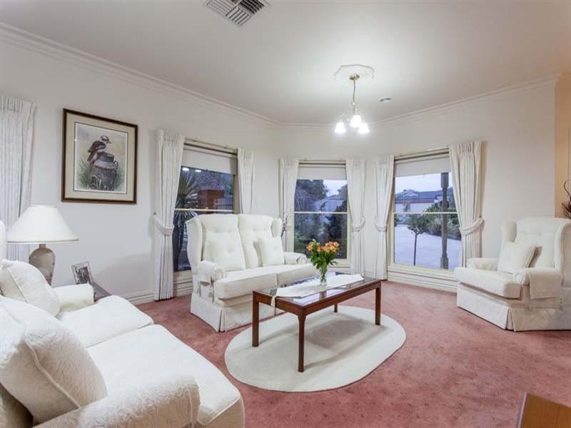 79 Summerfield Drive, Mornington VIC 3931