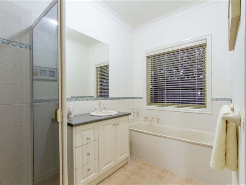 79 Summerfield Drive, Mornington VIC 3931