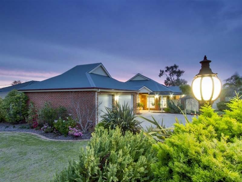 79 Summerfield Drive, Mornington VIC 3931