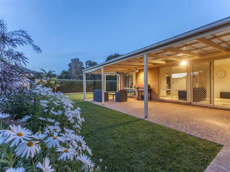 37 Tonkin Street, Safety Beach VIC 3936