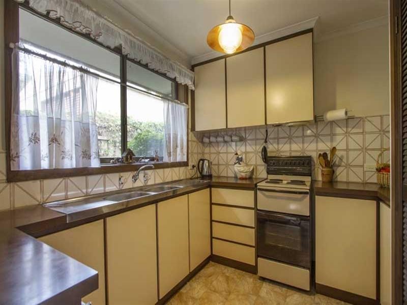 6/94 Beleura Hill Road, Mornington VIC 3931