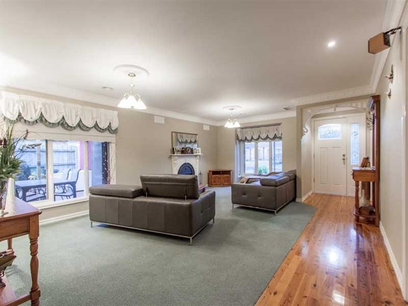 5 Botany Walk, Mornington VIC 3931