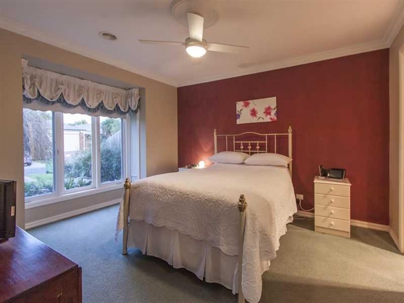 5 Botany Walk, Mornington VIC 3931