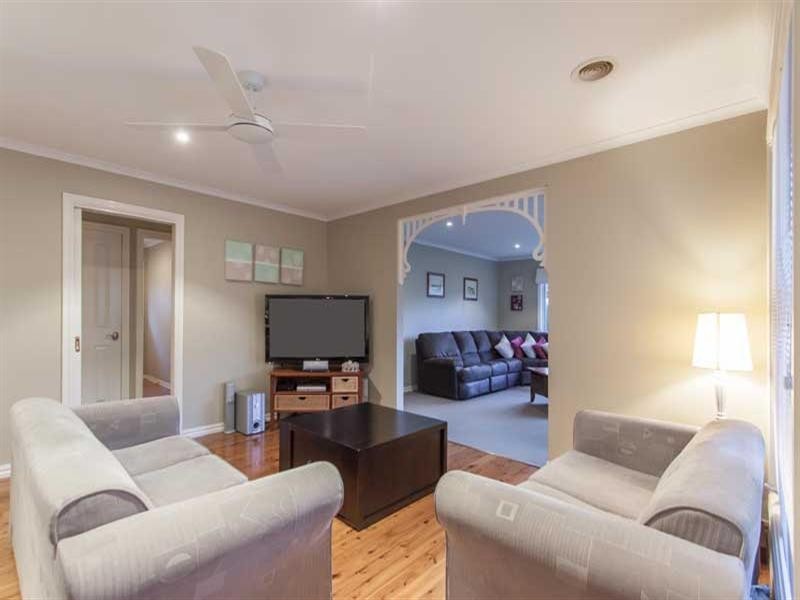 5 Botany Walk, Mornington VIC 3931