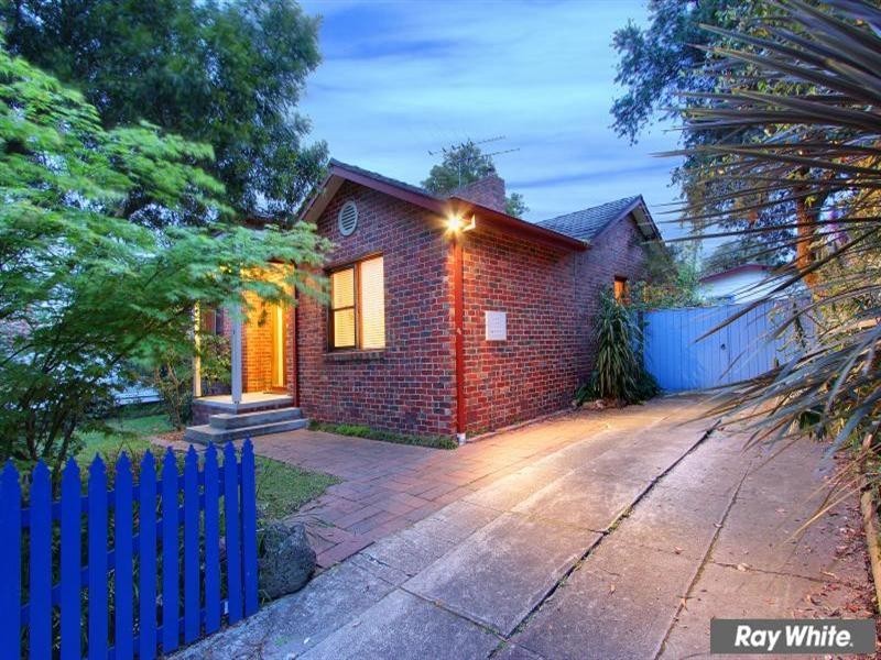 16 Moona Avenue, Mornington VIC 3931