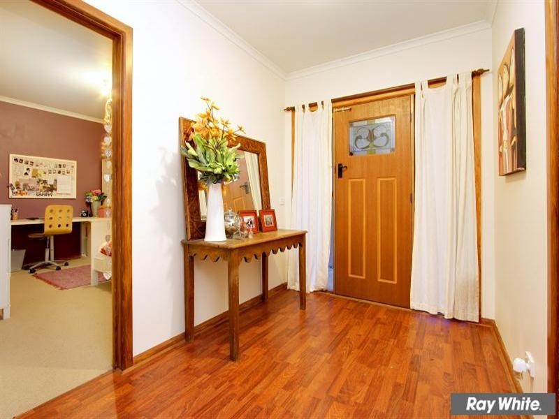 16 Moona Avenue, Mornington VIC 3931