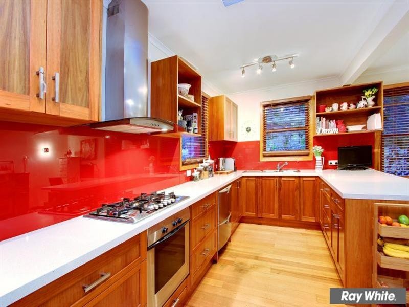 16 Moona Avenue, Mornington VIC 3931