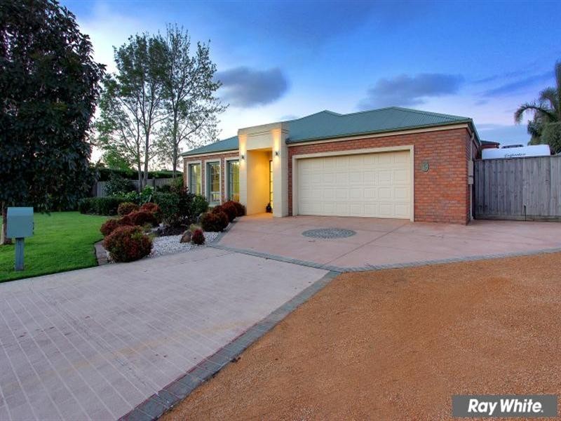 5 Beldarry Court, Mount Martha VIC 3934