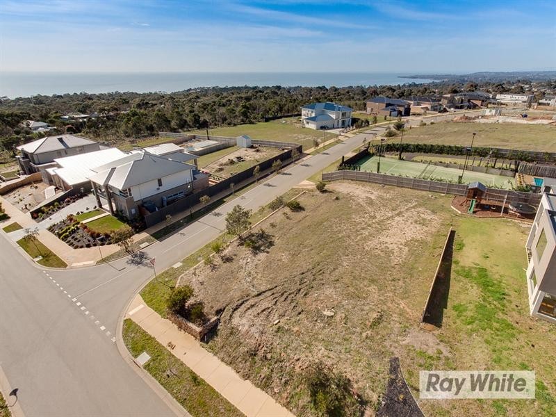 40 Waterview Drive, Mount Martha VIC 3934
