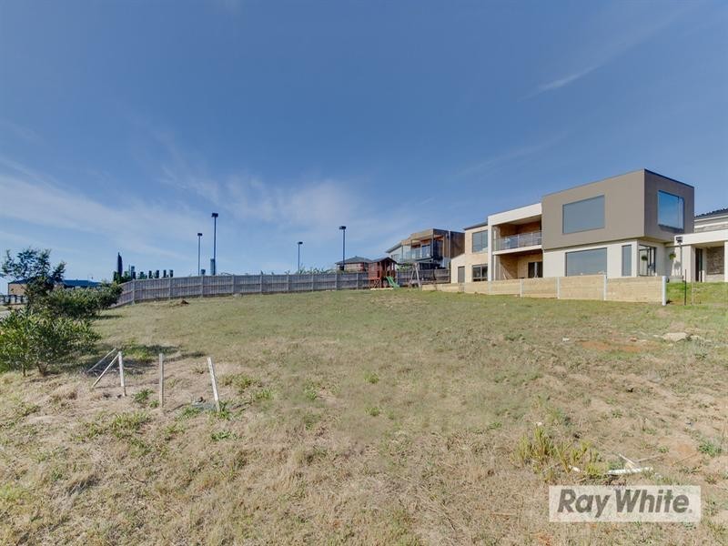 40 Waterview Drive, Mount Martha VIC 3934