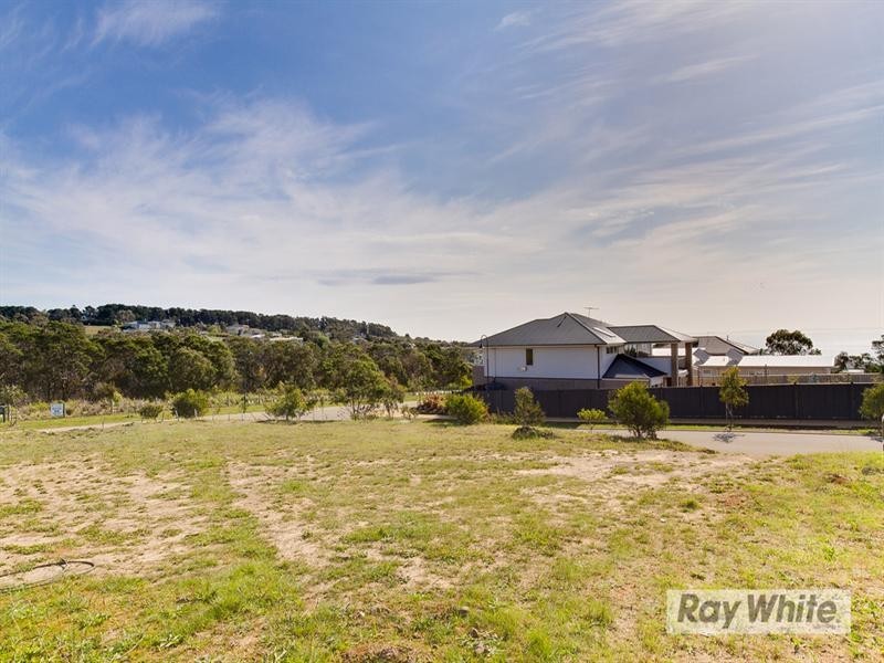 40 Waterview Drive, Mount Martha VIC 3934