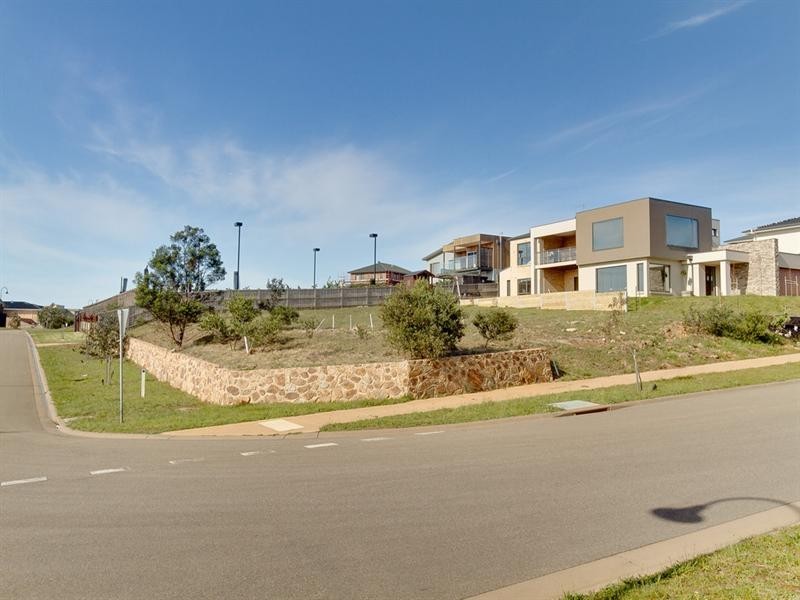 40 Waterview Drive, Mount Martha VIC 3934