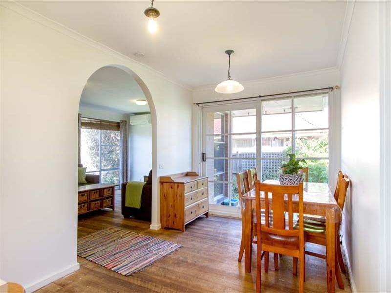 17 Fitzgerald Street, Mornington VIC 3931