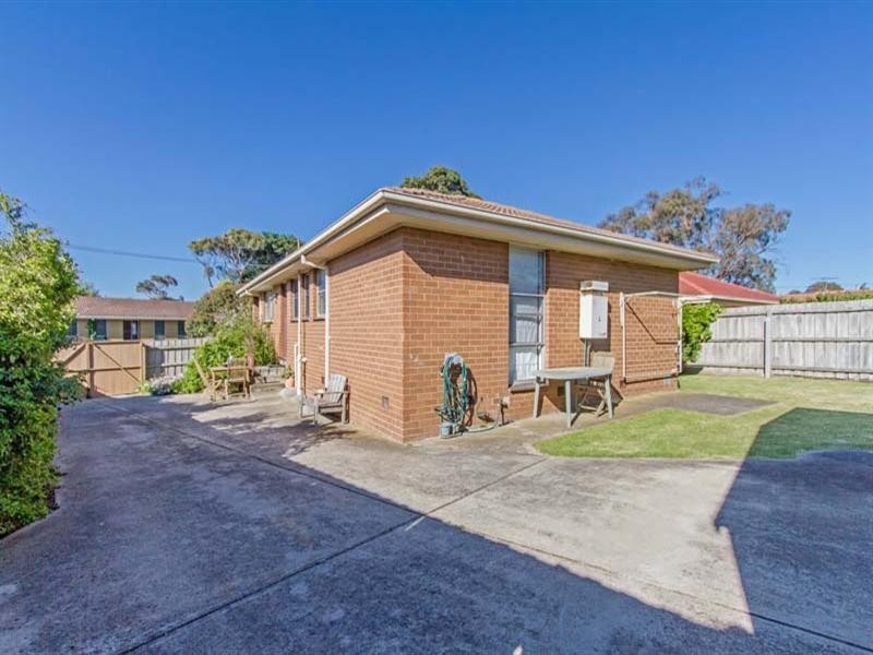 17 Fitzgerald Street, Mornington VIC 3931