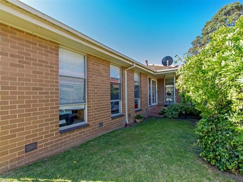 17 Fitzgerald Street, Mornington VIC 3931
