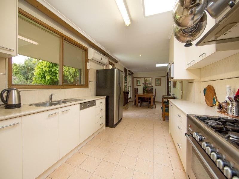 7 Meadow Lane, Mount Eliza VIC 3930