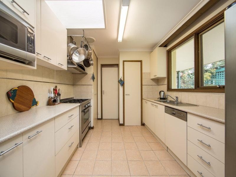 7 Meadow Lane, Mount Eliza VIC 3930