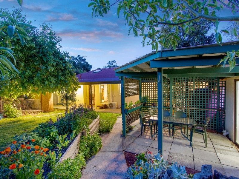 7 Meadow Lane, Mount Eliza VIC 3930