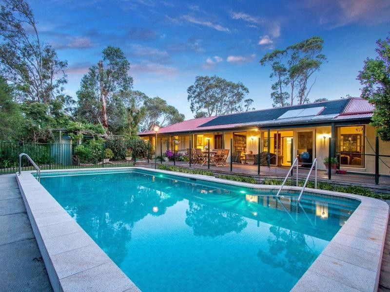 7 Meadow Lane, Mount Eliza VIC 3930