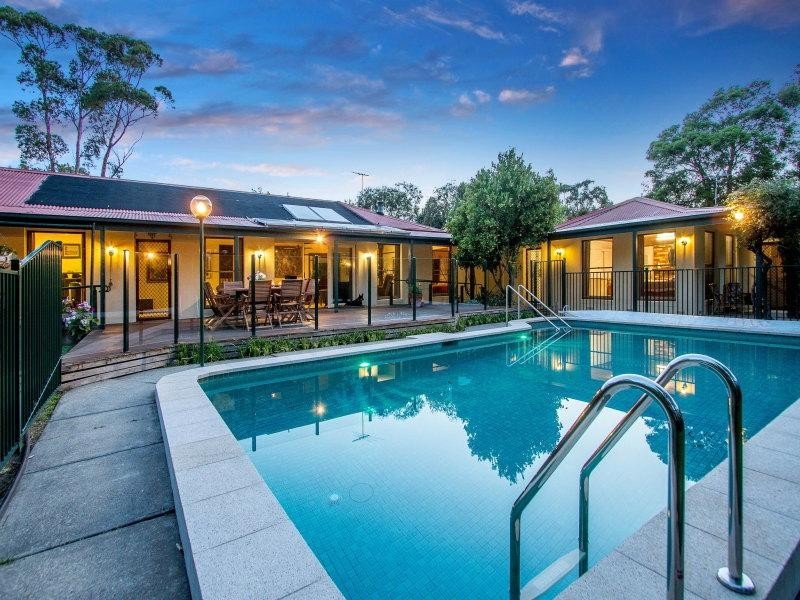 7 Meadow Lane, Mount Eliza VIC 3930