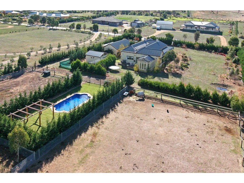 22 Benton Grange, Mornington VIC 3931