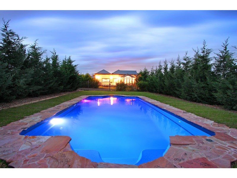 22 Benton Grange, Mornington VIC 3931