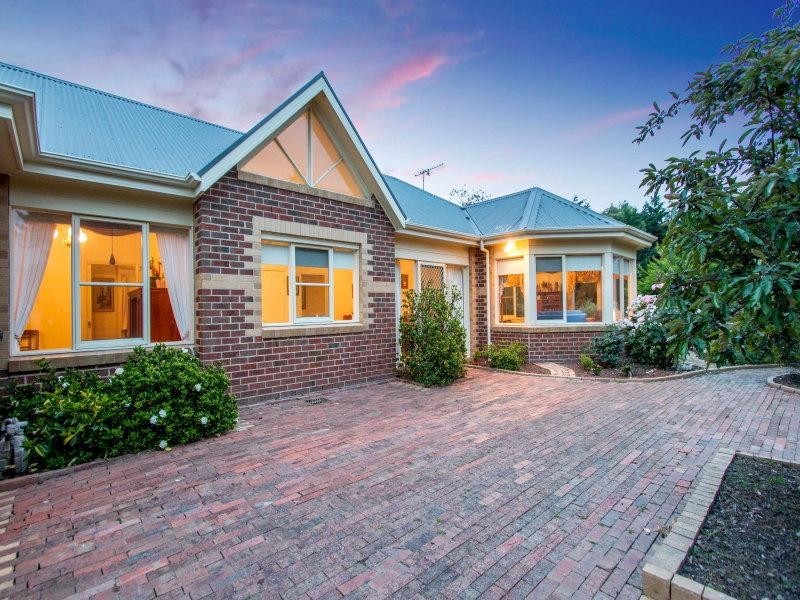 2 Morning Mist Court, Mornington VIC 3931