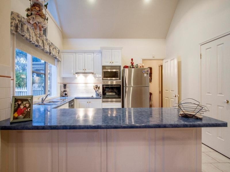 2 Morning Mist Court, Mornington VIC 3931