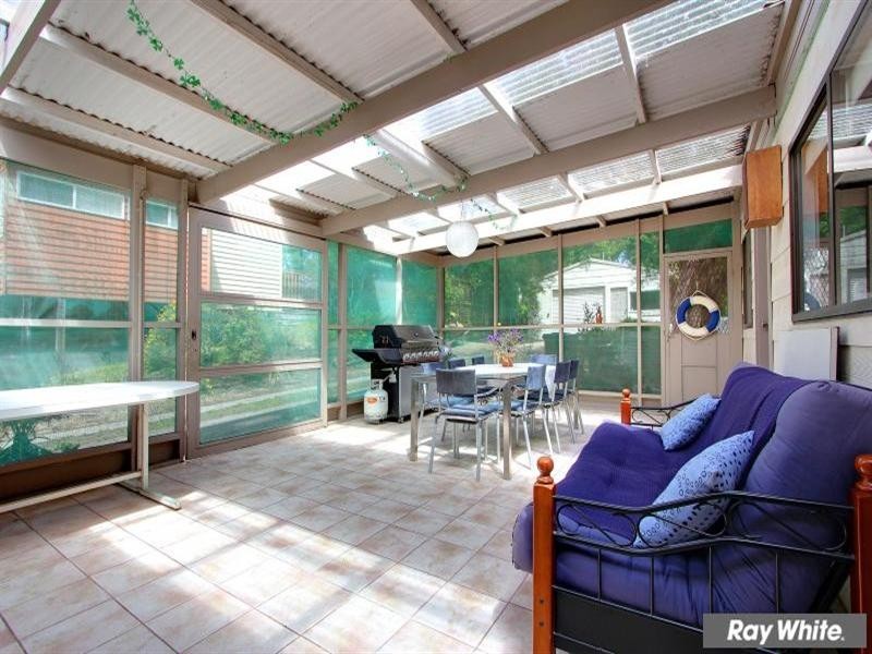 16 Lucien Road, Rye VIC 3941