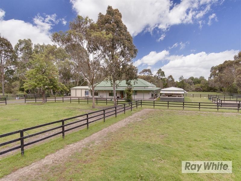 242 Coolart Road, Moorooduc VIC 3933