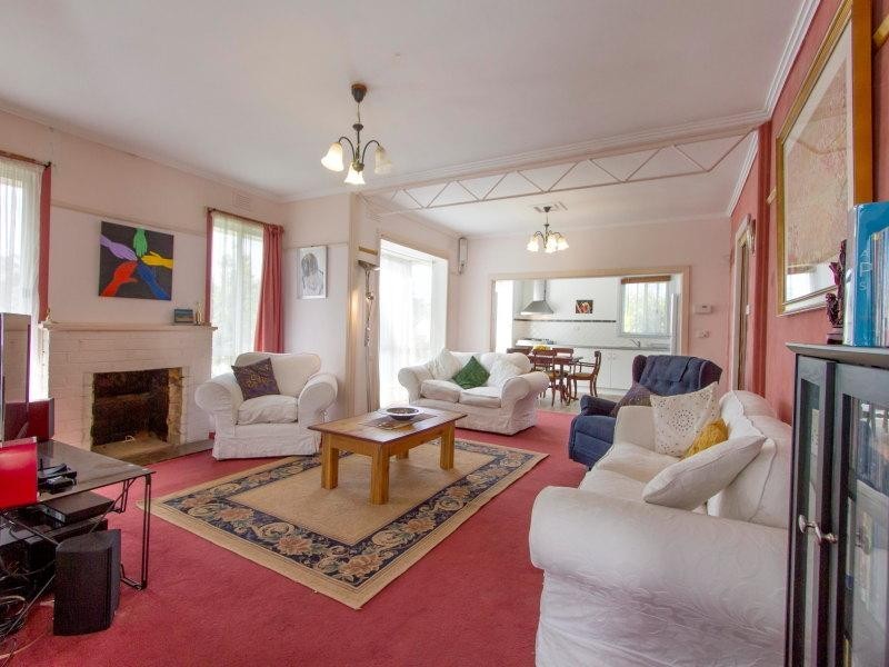 2 Moona Avenue, Mornington VIC 3931