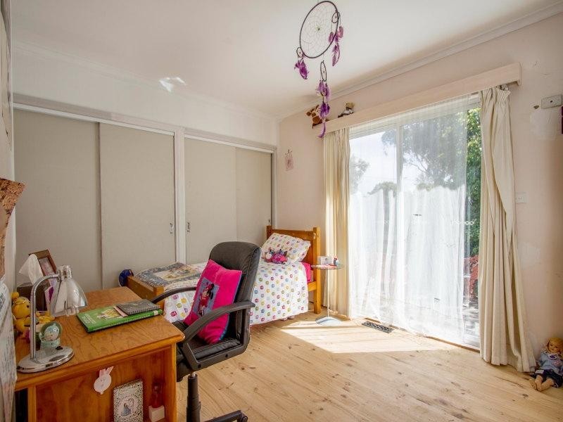 2 Moona Avenue, Mornington VIC 3931