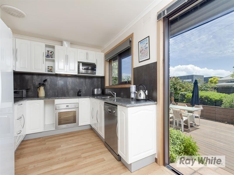 8/87 Barkly Street, Mornington VIC 3931