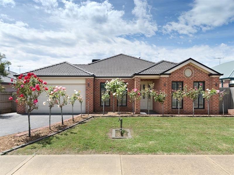 11 Marriott Drive, Mount Martha VIC 3934