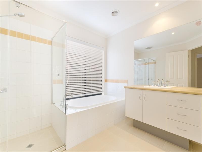 11 Marriott Drive, Mount Martha VIC 3934