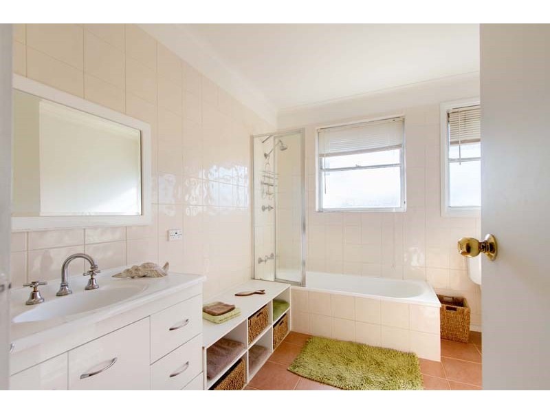 17 Fitzgerald Street, Mornington VIC 3931