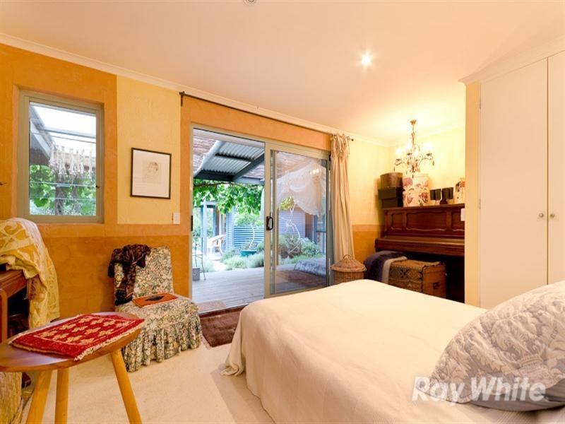 13 Shelbourne Court, Mornington VIC 3931