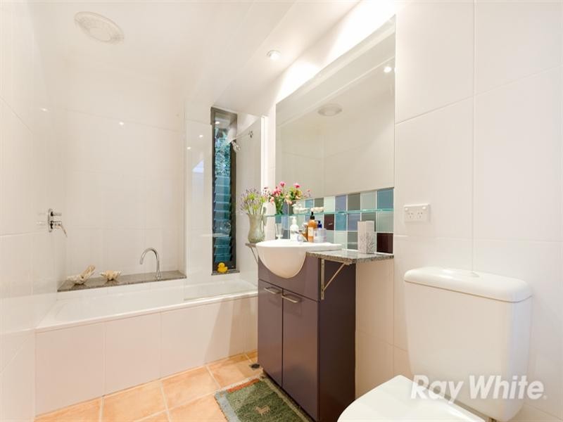 13 Shelbourne Court, Mornington VIC 3931