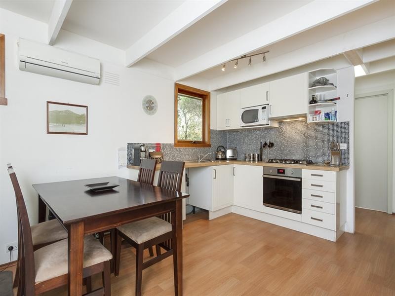 4a Fleming Street, Mornington VIC 3931