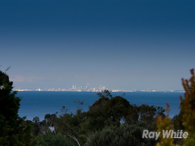 137 Somerset Drive, Mount Martha VIC 3934